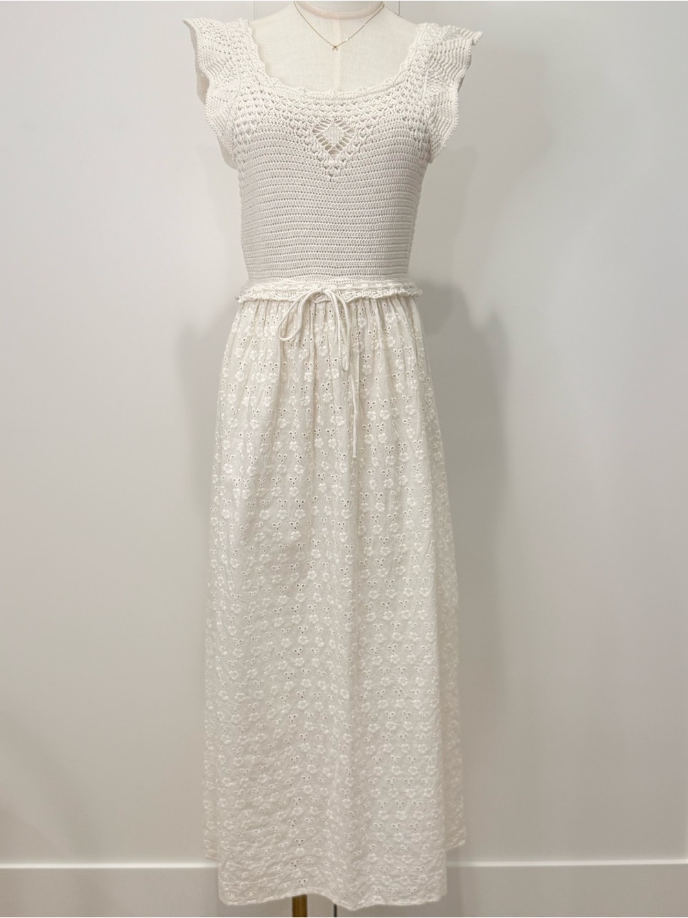 Zara Crochet Eyelet Midi Dress Cream XS Beachy Boho Cottagecore Vacay Hippie - Picture 5 of 9